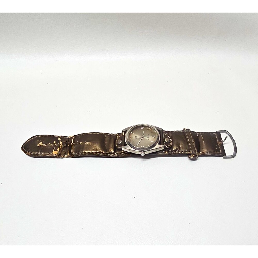 Vogue Quartz Analog Wristwatch Silver Dial Brown Leather Strap Round